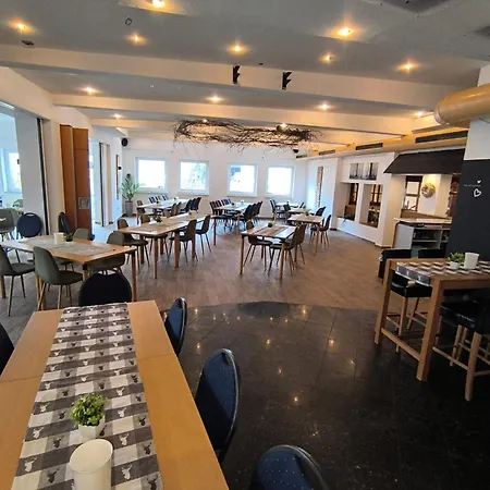 Smart 1 Bb1 133 Hotel *